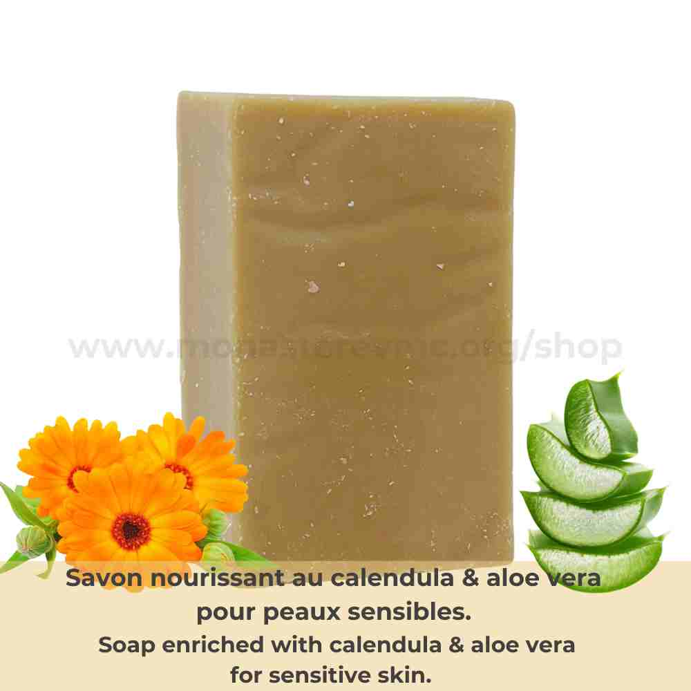 Calendula & aloe vera soap bar for sensitive skin made by the sisters of monasterevmc.org - Savon pour peaux sensibles au calendula & aloe vera fait à la main par les soeurs du monasterevmc.org