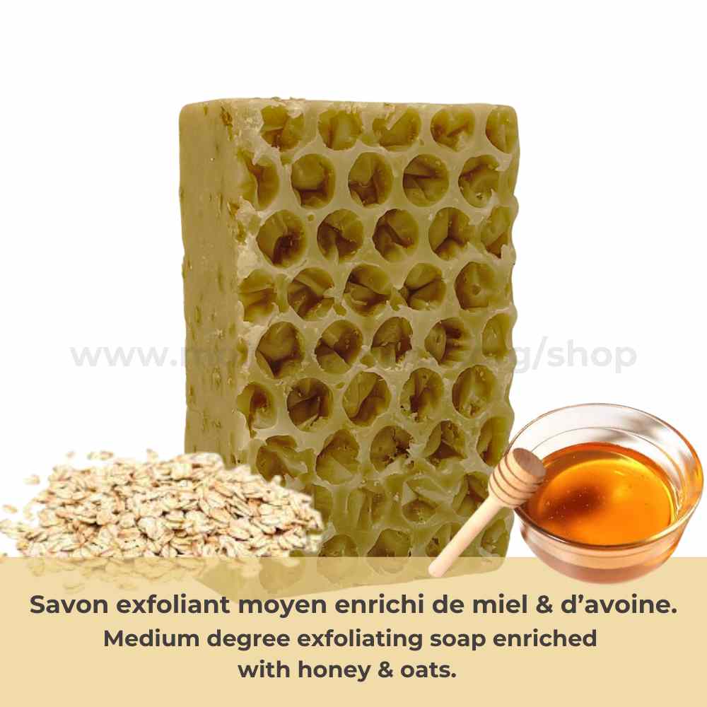 Oat & honey exfoliating soap bar made by the sisters of monasterevmc.org / Savon exfoliant au miel et avoine fait à la main par les soeurs du monasterevmc.org