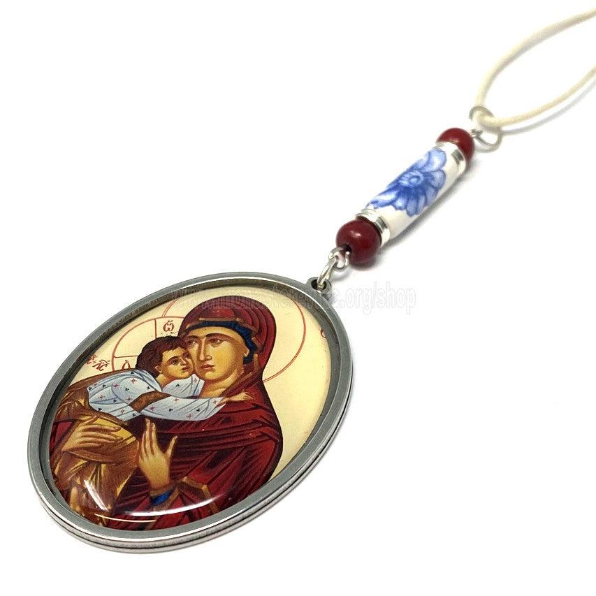 Orthodox car pendant with an icon of the Mother of God made by the sisters of monasterevmc.org / Pendentif orthodoxe avec une icône de la Mère de Dieu faite à la main par les soeurs du monasterevmc.org