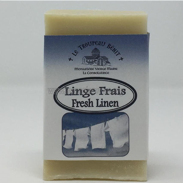 Natural goat milk fresh linen soap bar handmade in Canada by the sisters of monasterevmc.org/ Savon naturel au lait de chèvre au parfum de linge frais fait à la main au Québec par les soeurs du monasterevmc.org